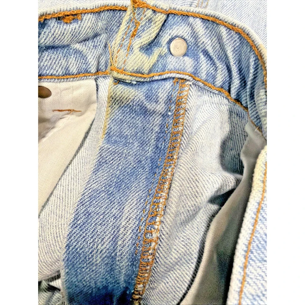 Vintage Levi’s 505 Custom Face Art Jeans W32